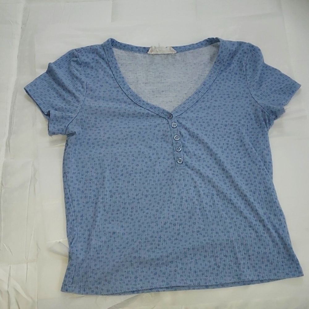 PINK ROSE baby blue t-shirt